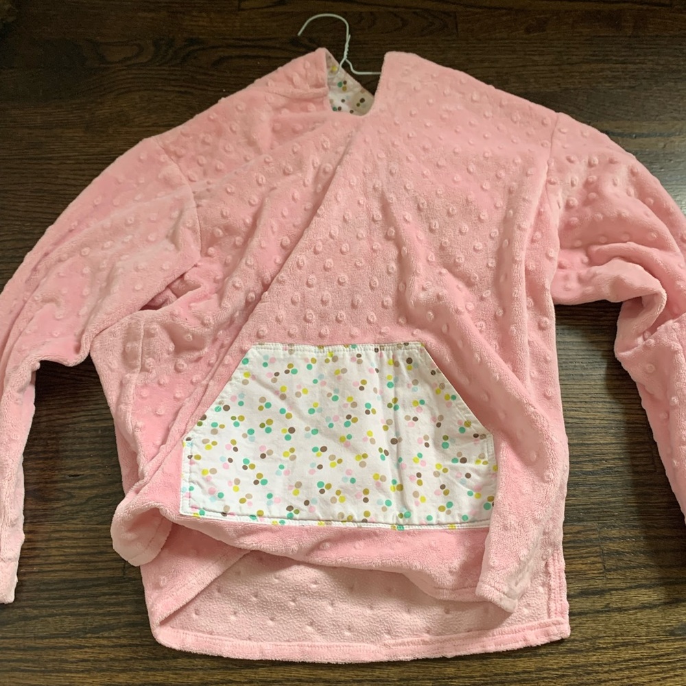Hannah Kate Trunk Show Minky Dot Soft Hoodie Size 6 Girls Retails $60